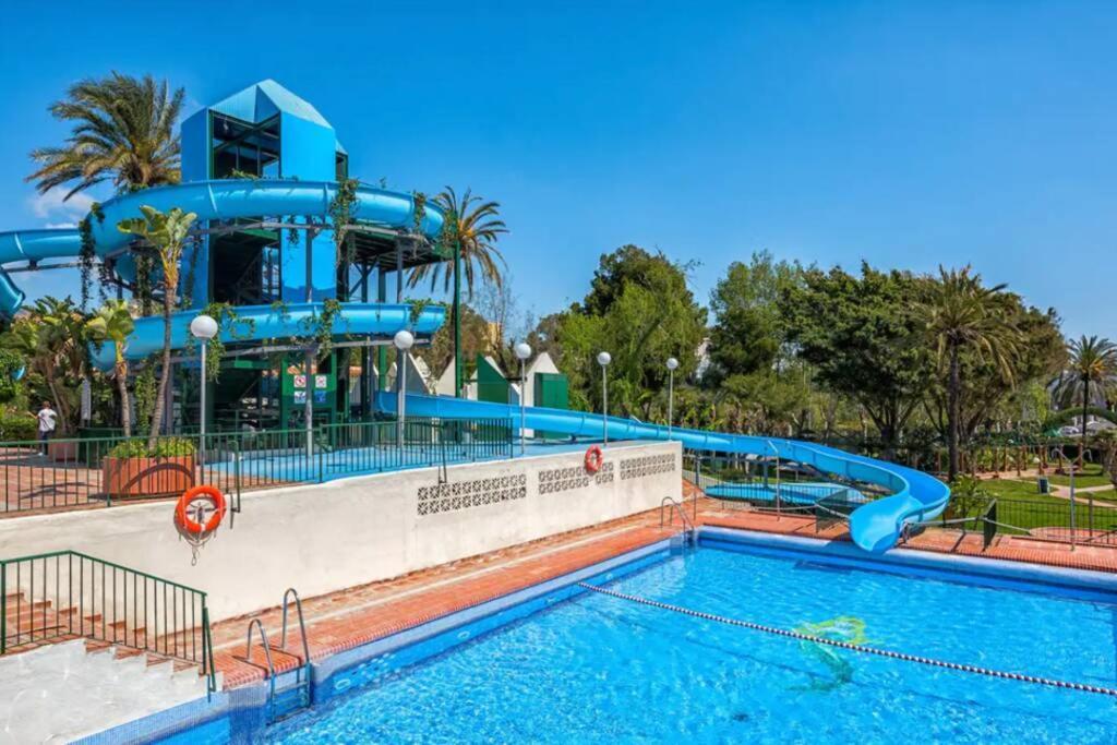 Benalbeach Casa Kito Dreams 1ª Linea Playa 贝纳尔马德纳 外观 照片