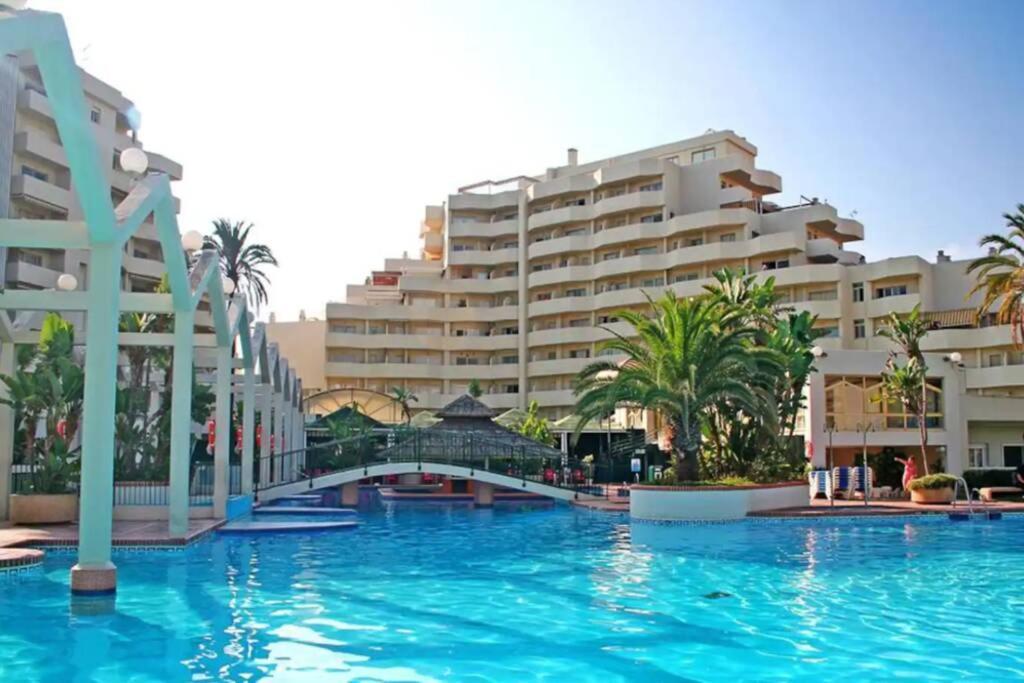 Benalbeach Casa Kito Dreams 1ª Linea Playa 贝纳尔马德纳 外观 照片