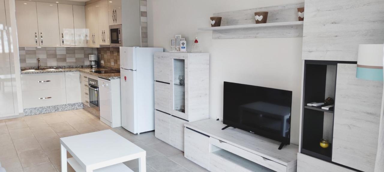 Benalbeach Casa Kito Dreams 1ª Linea Playa 贝纳尔马德纳 外观 照片